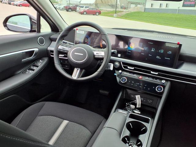 2025 Hyundai Sonata Hybrid SEL - Photo 7