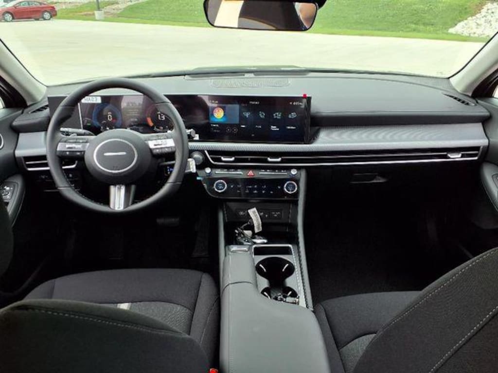 New 2025 Hyundai Sonata Hybrid SEL Sedan