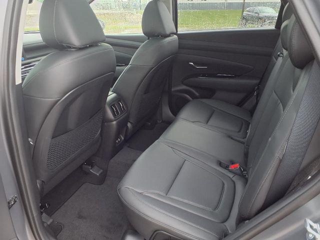 2025 Hyundai Tucson Limited - Photo 17