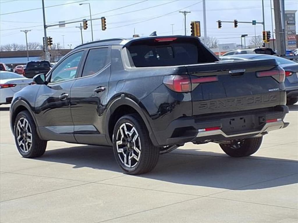 New 2025 Hyundai Santa Cruz Limited Truck