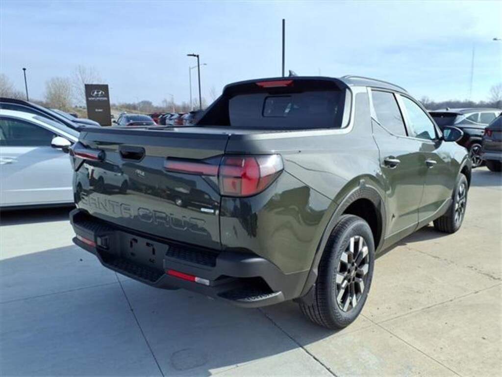 New 2026 Hyundai Santa Cruz SEL Activity AWD Truck