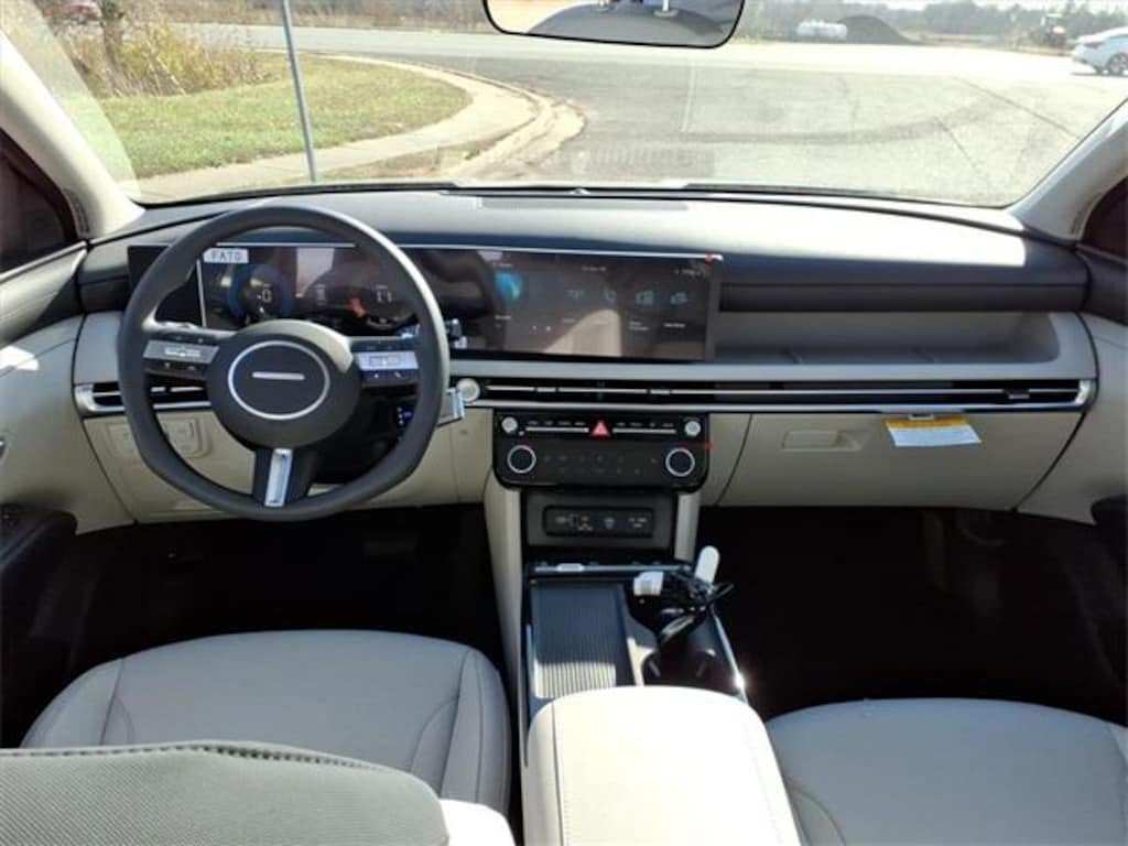 New 2026 Hyundai Tucson Hybrid SEL SUV