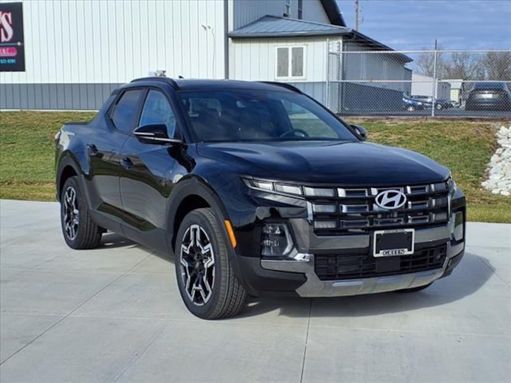 New 2025 Hyundai Santa Cruz Limited Truck