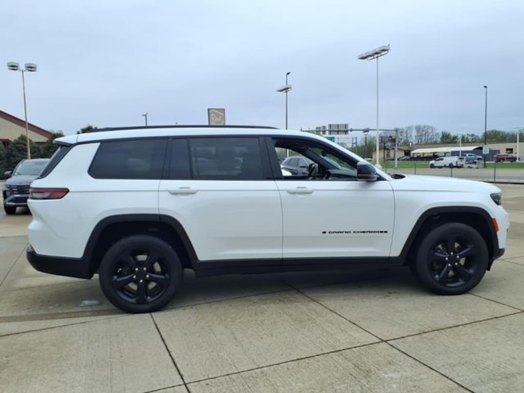 Used 2024 Jeep Grand Cherokee L Altitude X SUV