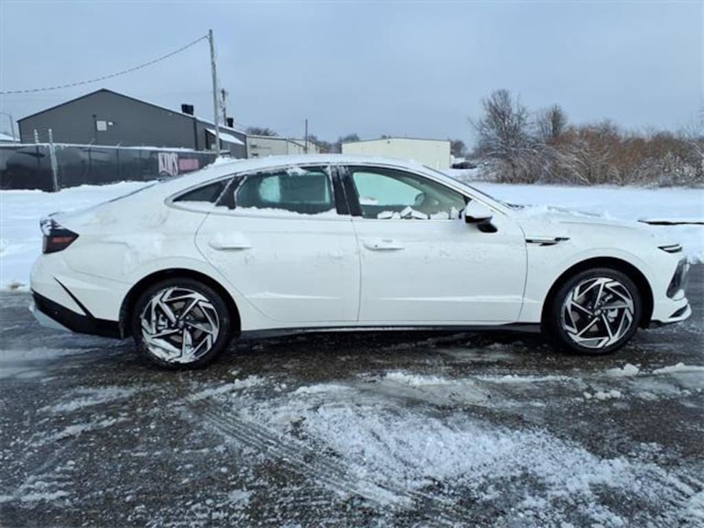 New 2026 Hyundai Sonata SEL Sport Sedan