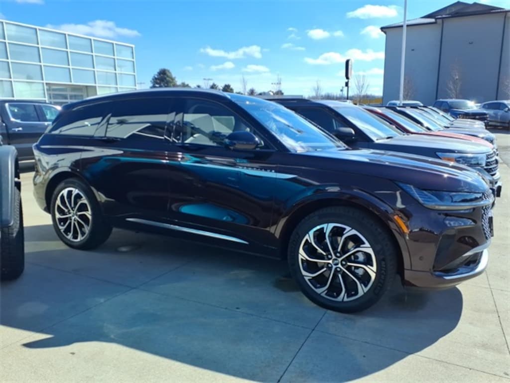 Used 2024 Lincoln Nautilus Reserve SUV