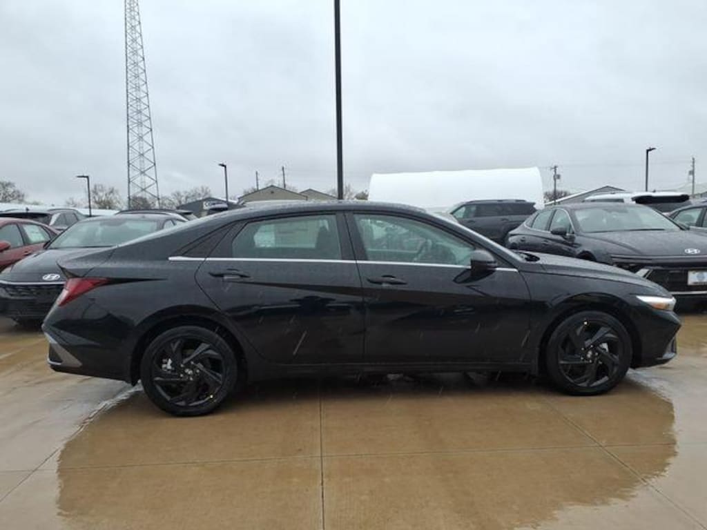 New 2026 Hyundai Elantra SEL Sport Premium Sedan