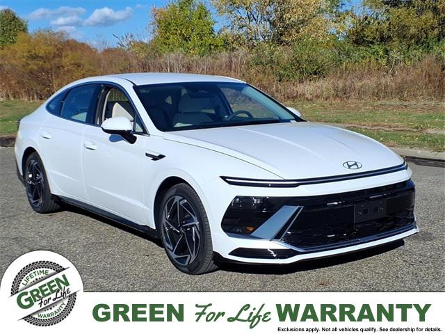 2026 Hyundai Sonata SEL's photo