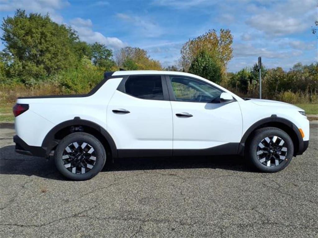 New 2026 Hyundai Santa Cruz SE FWD Truck