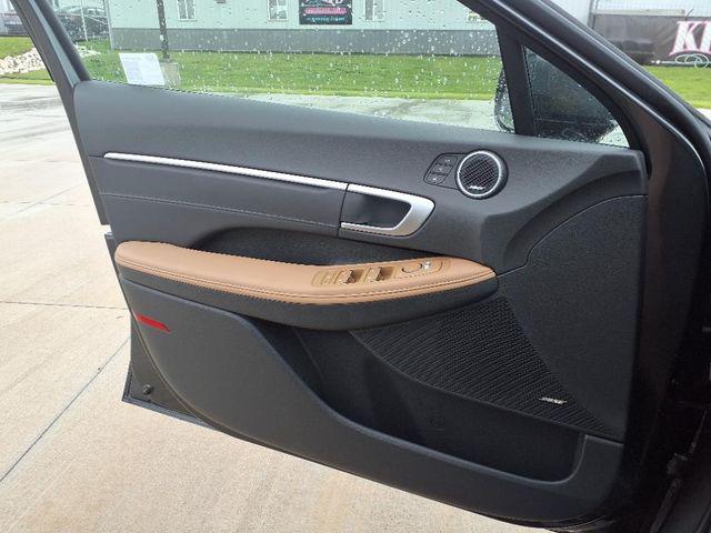 2025 Hyundai Sonata Hybrid Limited - Photo 15