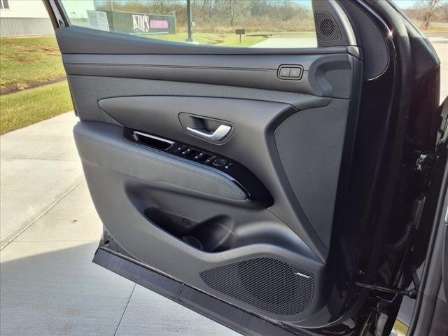 2025 Hyundai Santa Cruz Limited - Photo 11