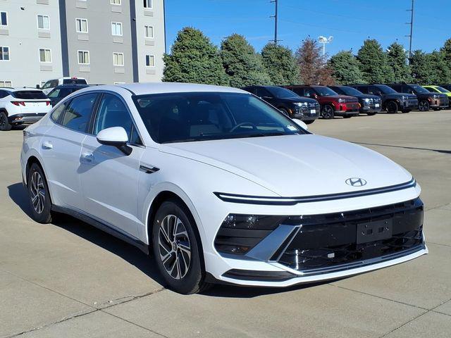 2026 Hyundai Sonata Hybrid