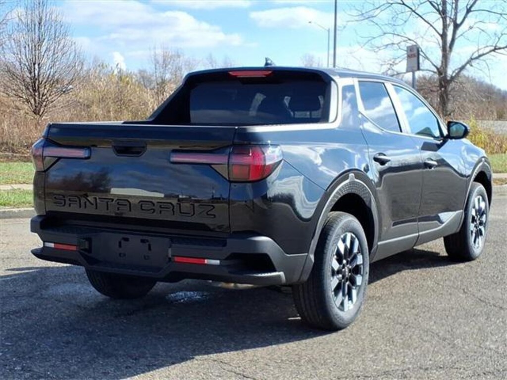 New 2026 Hyundai Santa Cruz SE FWD Truck