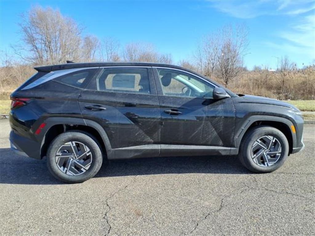 New 2026 Hyundai Tucson Hybrid Blue SUV