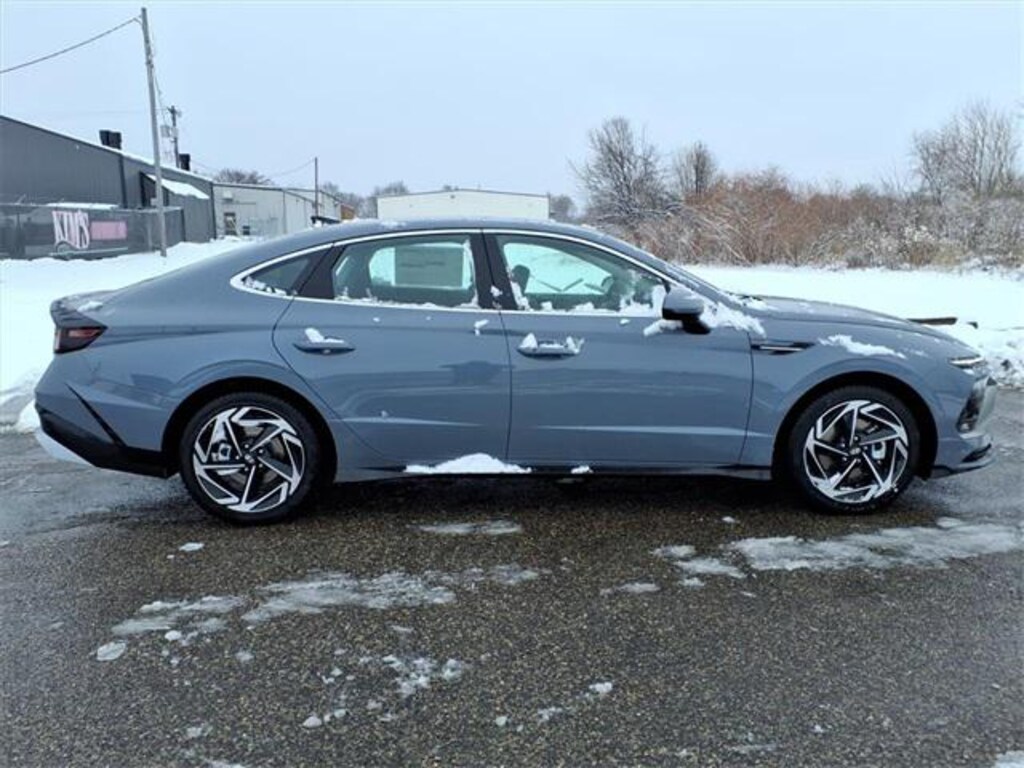 New 2026 Hyundai Sonata SEL Sport Sedan