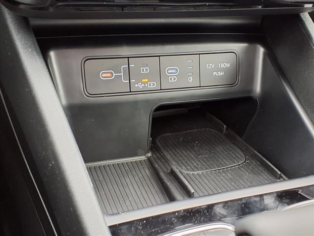 2025 Hyundai Santa Cruz Limited - Photo 12