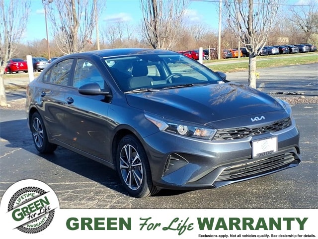 2023 Kia Forte LXS's photo