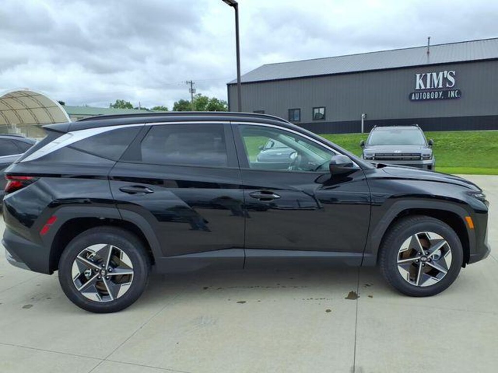 New 2026 Hyundai Tucson SEL AWD SUV
