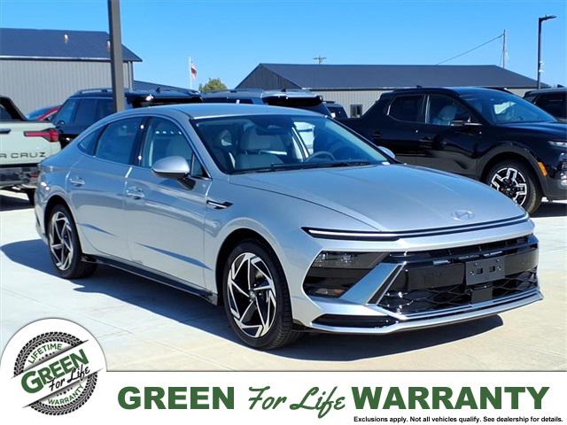 2026 Hyundai Sonata SEL's photo