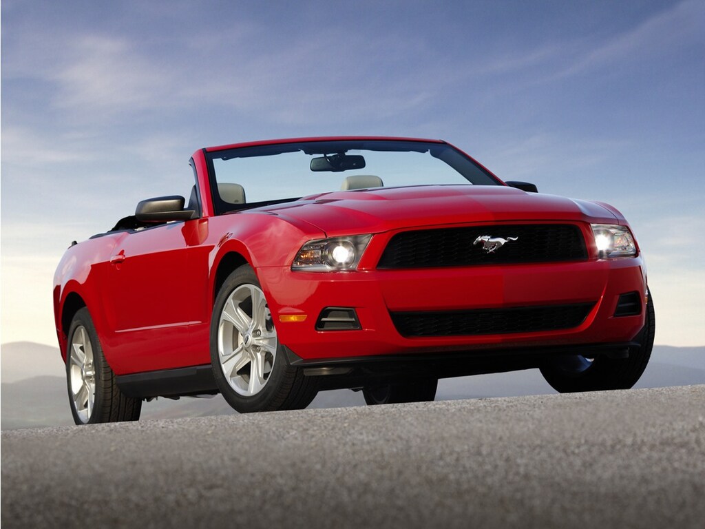 Used 2012 Ford Mustang V6 Convertible