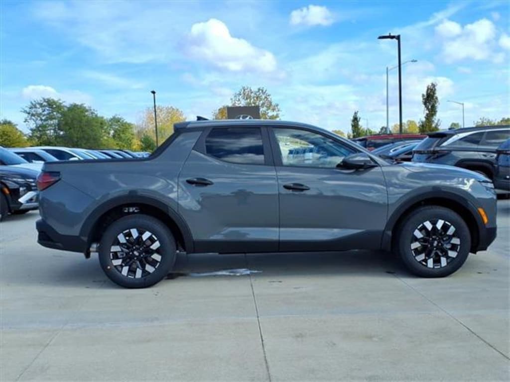 New 2026 Hyundai Santa Cruz SE FWD Truck