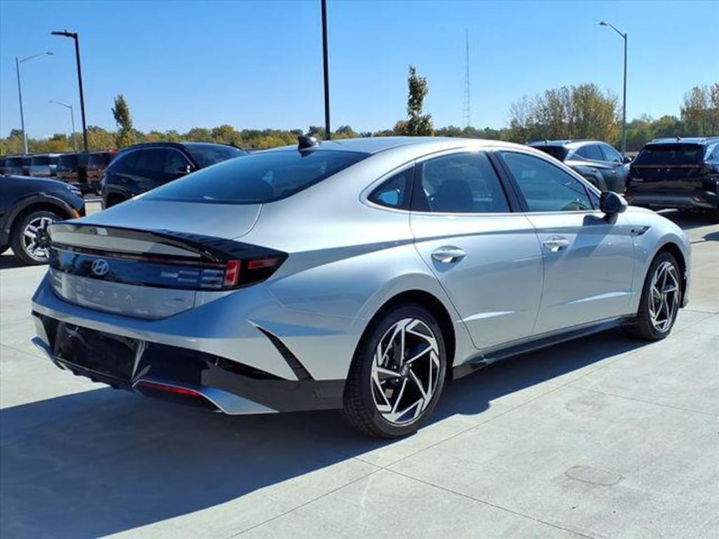 New 2026 Hyundai Sonata SEL Sport Sedan