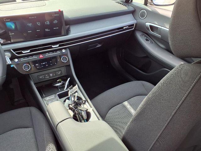 2025 Hyundai Sonata Hybrid SEL - Photo 6
