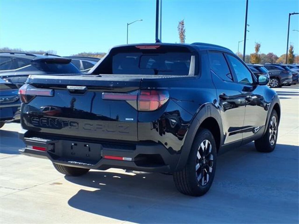 New 2026 Hyundai Santa Cruz SEL Activity AWD Truck