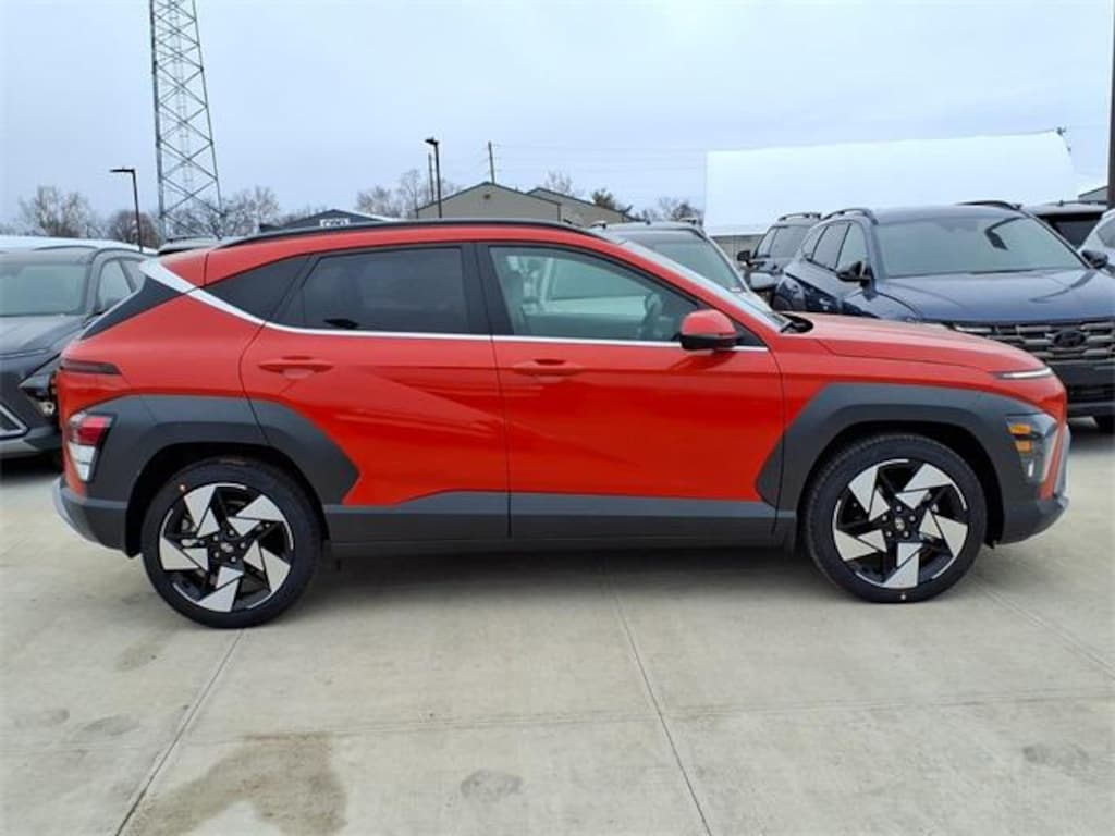 New 2026 Hyundai Kona Limited FWD SUV