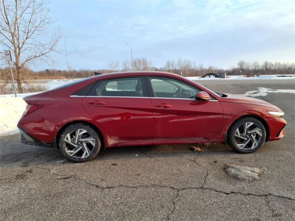 New 2026 Hyundai Elantra Limited Sedan