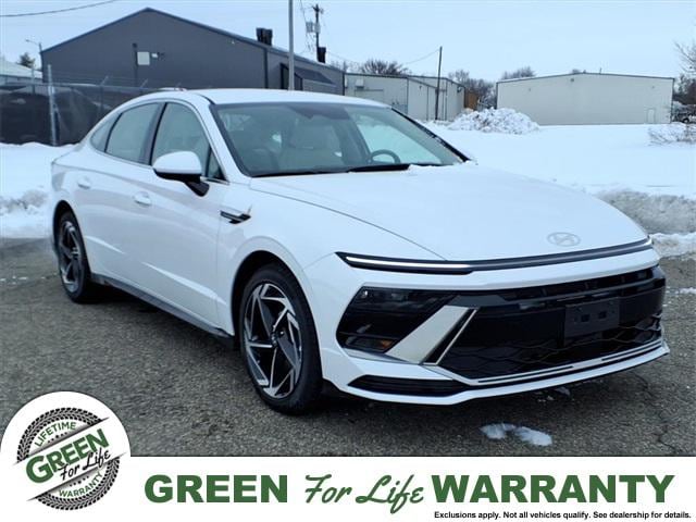 2026 Hyundai Sonata SEL's photo