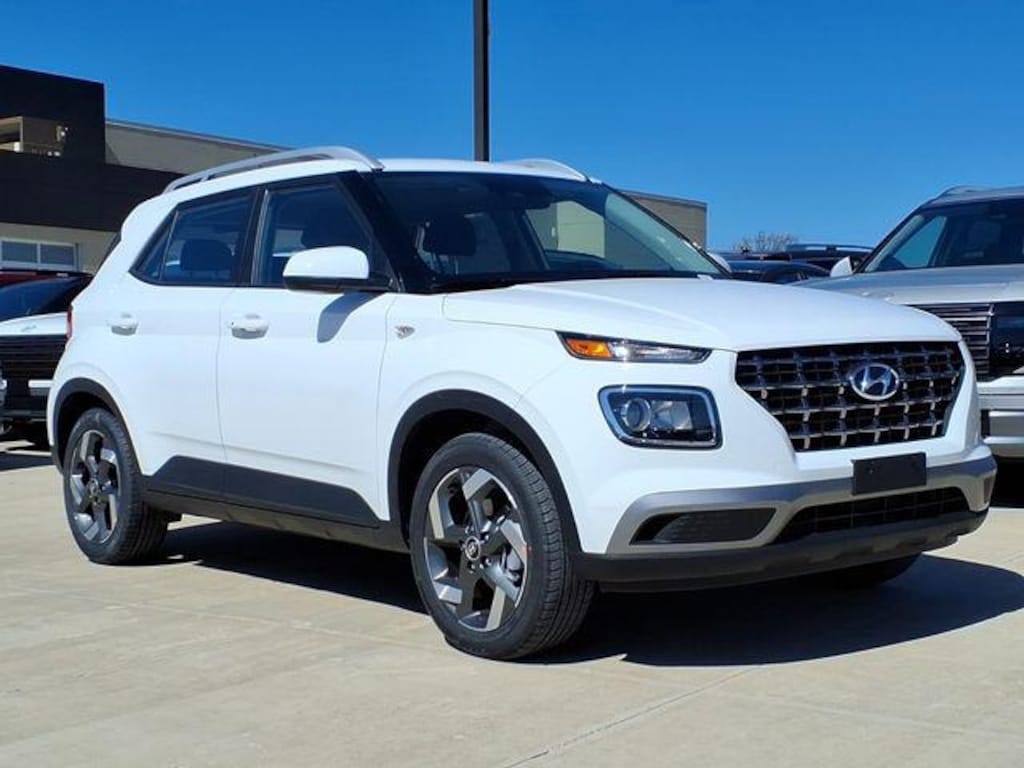 New 2026 Hyundai Venue SEL SUV