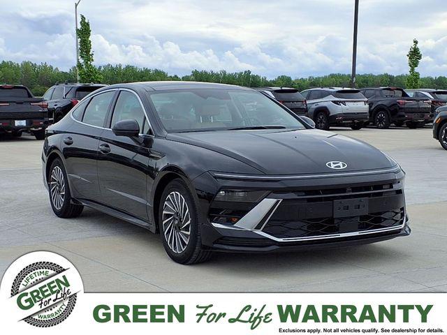 2025 Hyundai Sonata Limited's photo