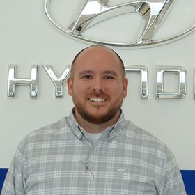 Staff member Nick Kennedy from ID_338298c0dec9
