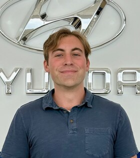 Staff member Charlie Kneuvean from ID_6f460b2ff1be