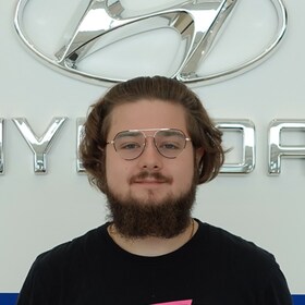 Staff member Nathan Rudolph from ID_8f401bdea9c7