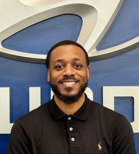 Staff member Scott Moore from ID_9685186caa0b