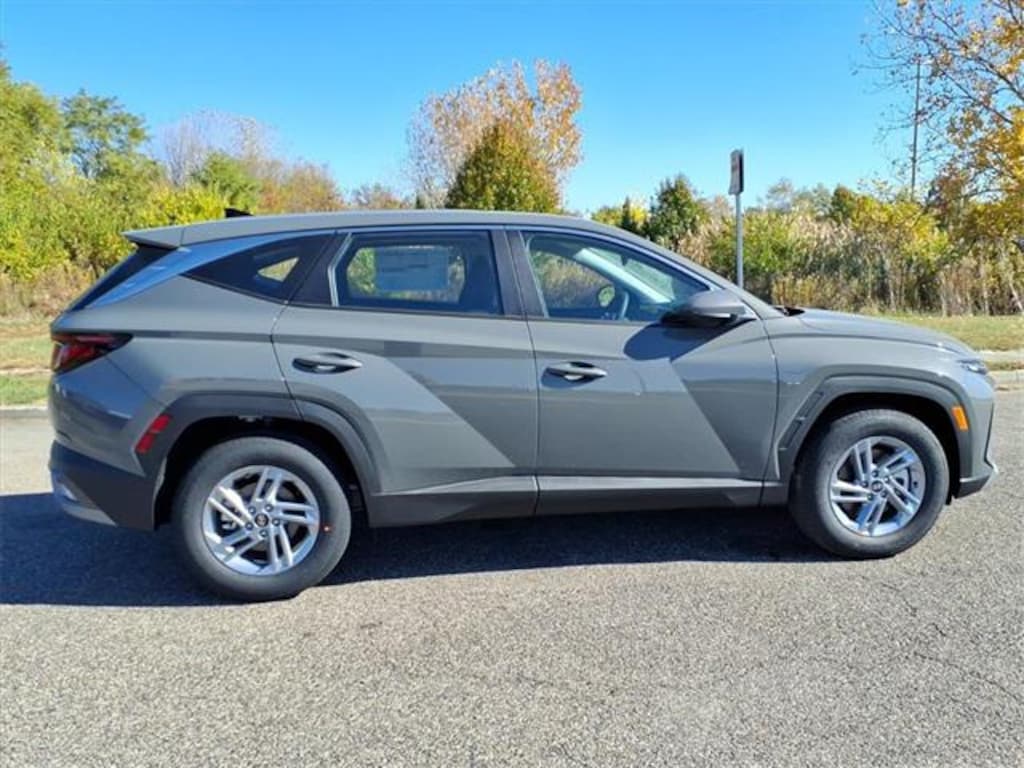 New 2026 Hyundai Tucson SE FWD SUV