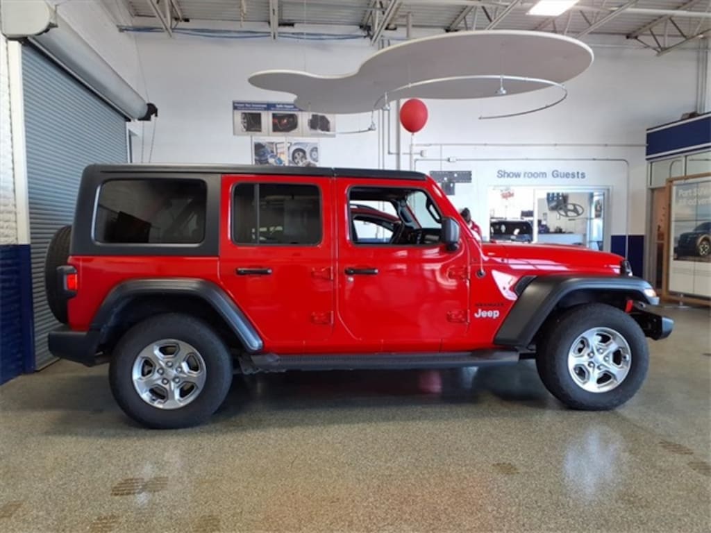 Used 2018 Jeep Wrangler Unlimited Sport SUV