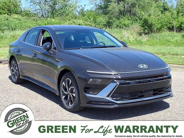 2025 Hyundai Sonata SEL AWD's photo
