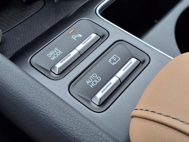 2025 Hyundai Sonata Hybrid Limited - Photo 11
