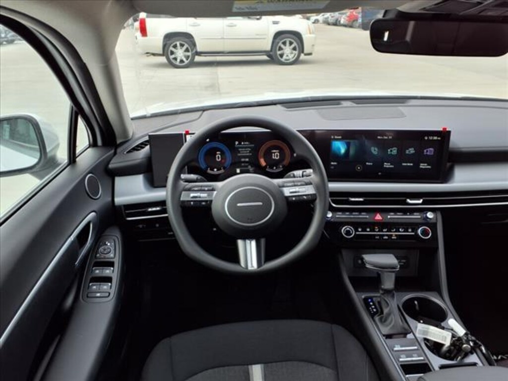 New 2025 Hyundai Sonata SE Sedan