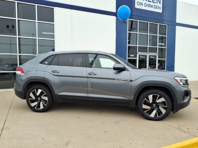 Used 2024 Volkswagen Atlas Cross Sport 2.0T SE w/Technology SUV