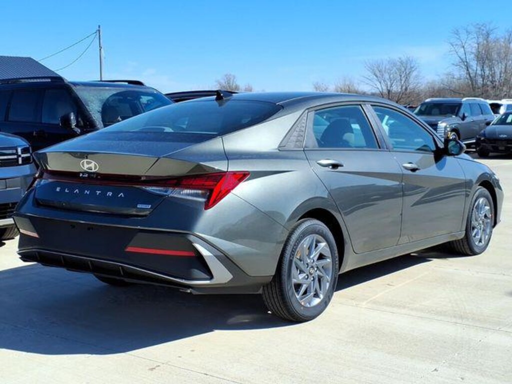 New 2026 Hyundai Elantra Hybrid Blue Sedan