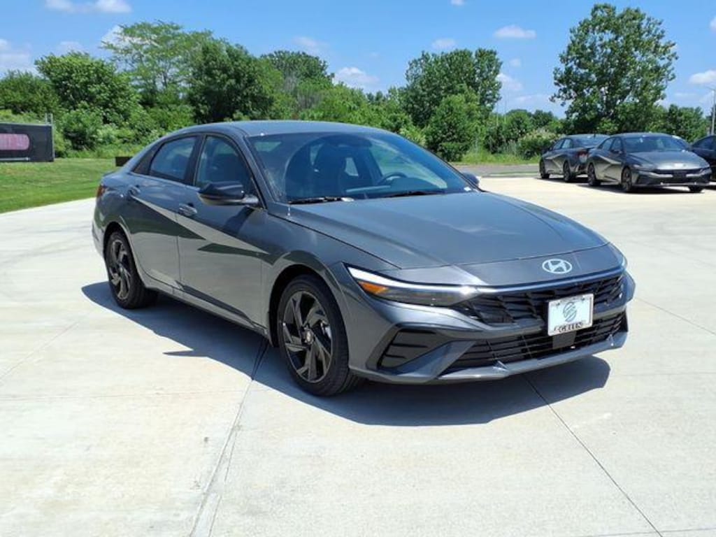 New 2026 Hyundai Elantra SEL Sport Premium Sedan