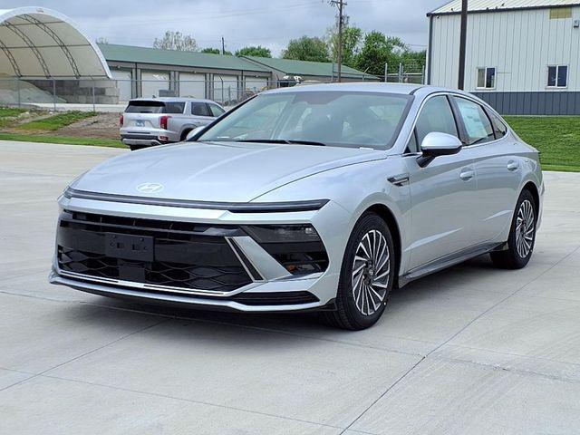 2025 Hyundai Sonata Hybrid SEL - Photo 6