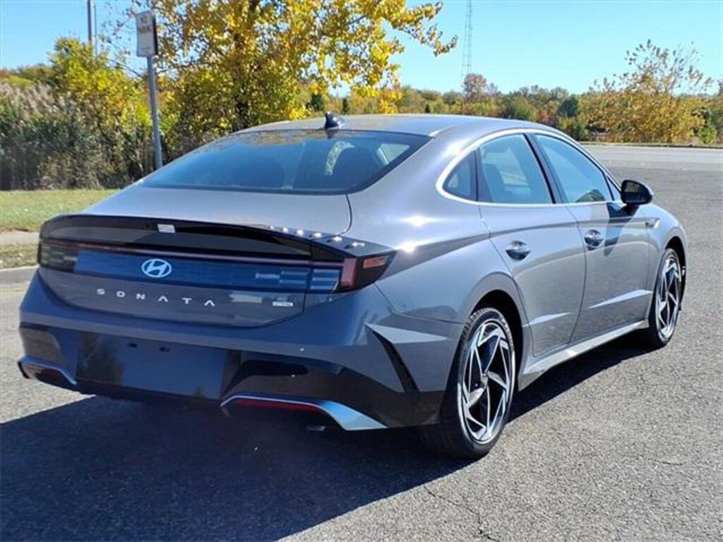 New 2026 Hyundai Sonata SEL Sport Sedan