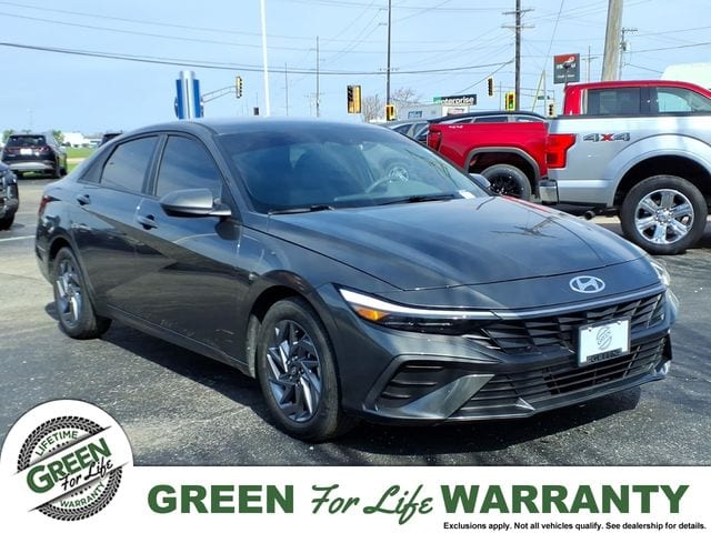 2024 Hyundai Elantra Sedan 
