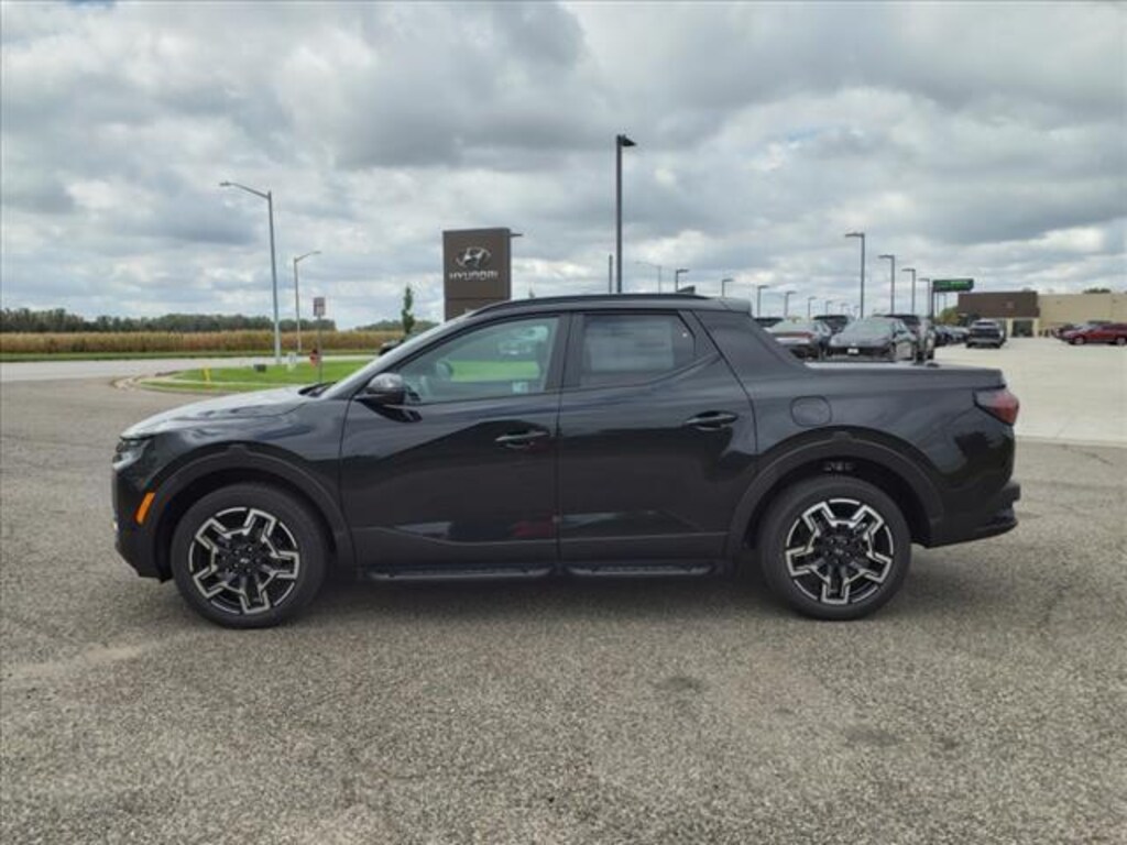 New 2025 Hyundai Santa Cruz Limited Truck