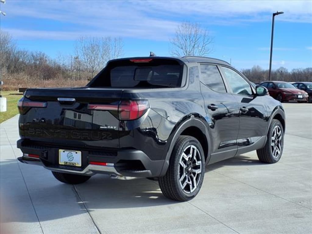 New 2025 Hyundai Santa Cruz Limited Truck